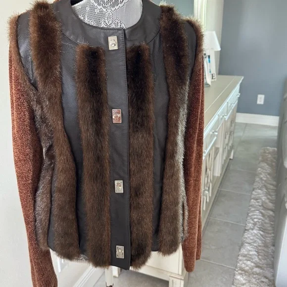 Lisa International Black and Brown Leather Jacket with Faux Fur - Picture 2 of 10